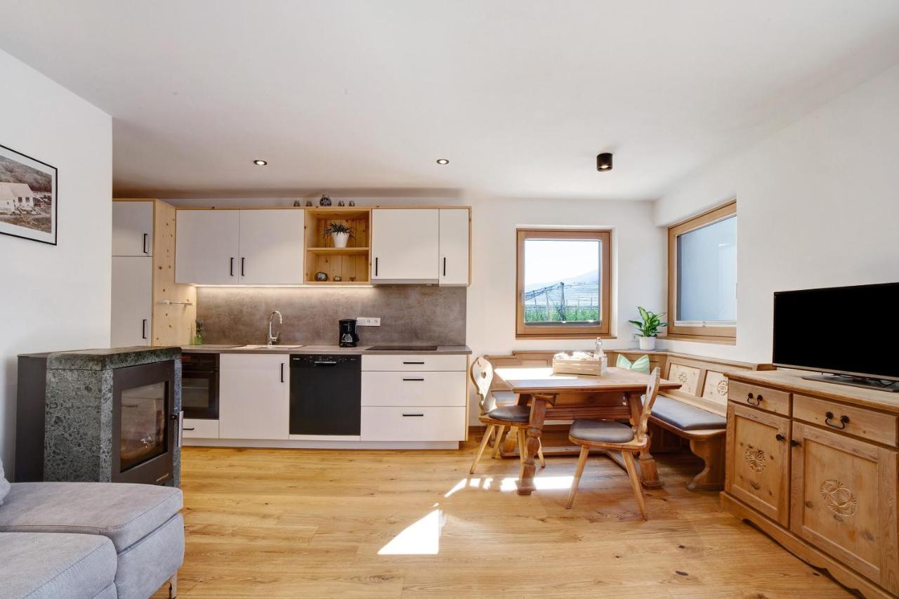 Waalhof Ferienwohnung Golden Ciardes Esterno foto