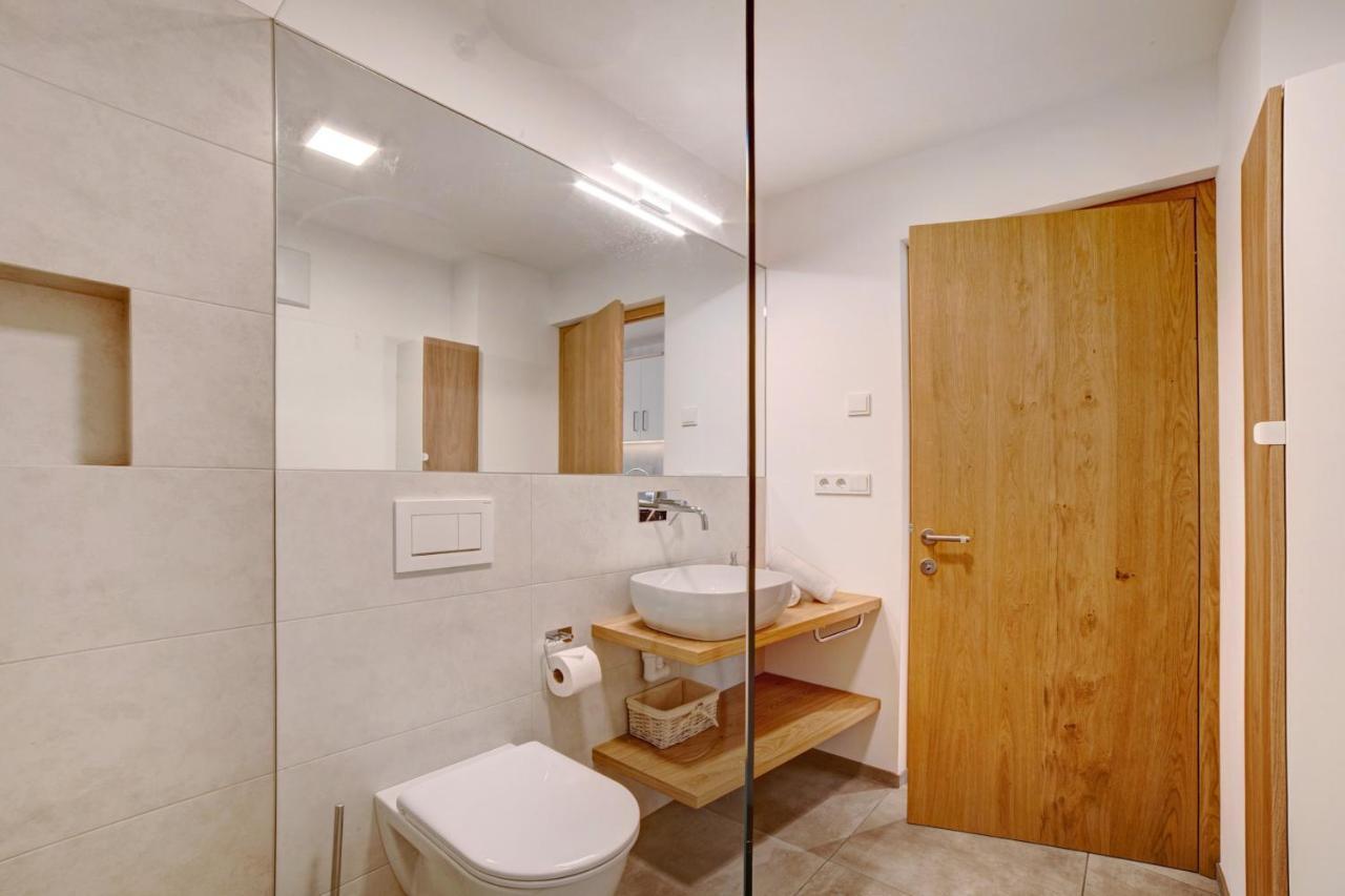 Waalhof Ferienwohnung Golden Ciardes Esterno foto
